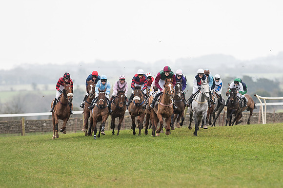 Race 3 - Novice Riders Race (62 of 150).jpg