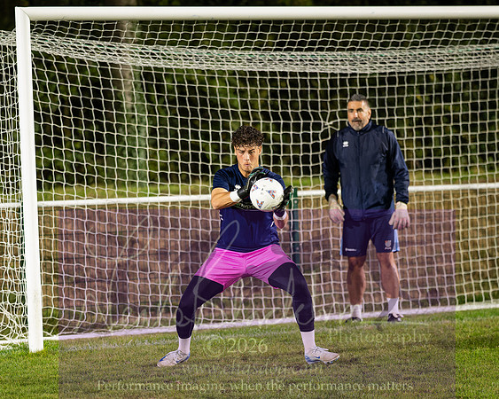 Holmer Green 3 [7]v 3[6] Chesham United (41 of 490)