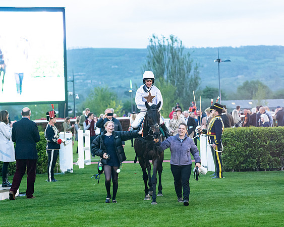 Race 7 - Gloucester Hussars Open  (115 of 154)