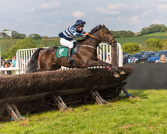 Race 5 - Restricted  (108 of 164)