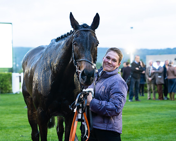 Race 7 - Gloucester Hussars Open  (148 of 154)