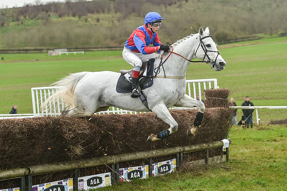 Race 1 - Novice Riders (60 of 86).jpg