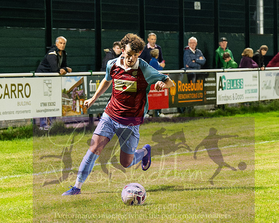 Holmer Green 3 [7]v 3[6] Chesham United (124 of 490)