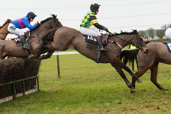 Race 4 - Ladies Open Race (15 of 52).jpg