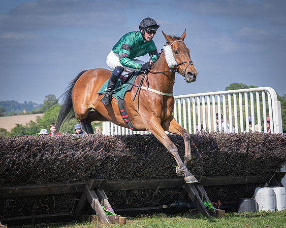 Race 4 - Novice Riders Final (24 of 97)