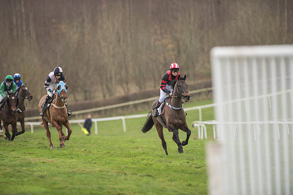 Race 1 - Novice Riders (39 of 86).jpg