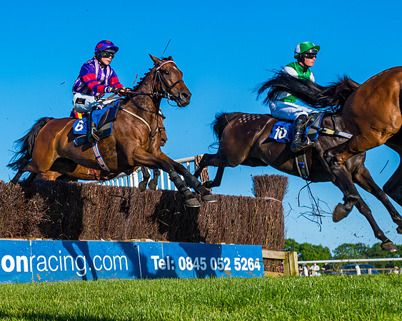 Race 4 - Foxhunters Championship (85 of 175)