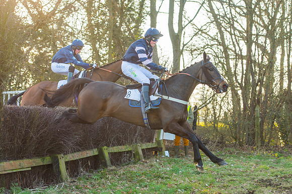 Race 6 - Open Maiden Div 1 (35 of 83).jpg