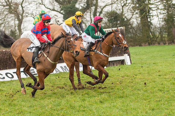 Race 4 - Ladies Open Race (71 of 96).jpg
