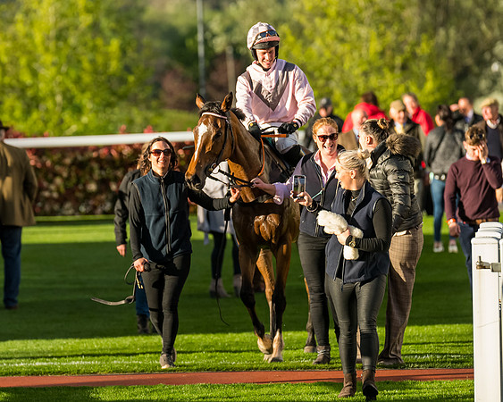Race 5 - Mares Open  (184 of 329)
