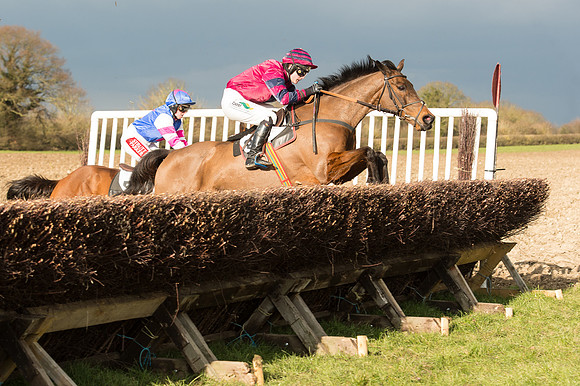 Race 4 - Ladies Open (55 of 100).jpg