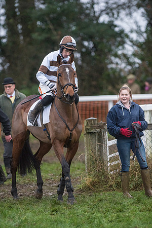Race 8 - Young Horse Maiden  (35 of 85).jpg