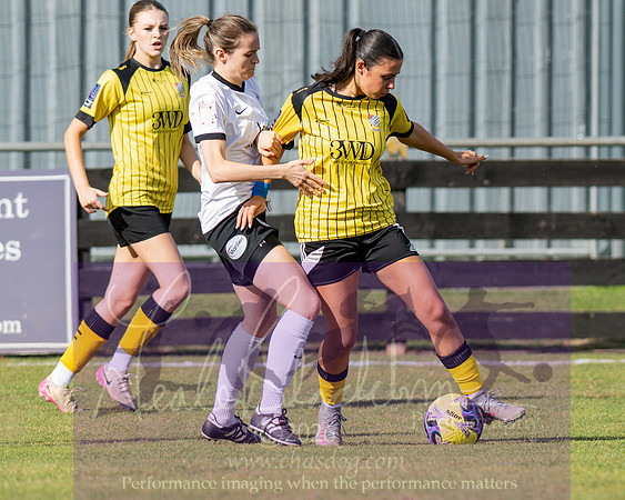 Royston Town 3 v 2 Chesham United (90 of 496)