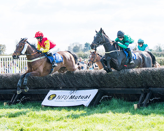 Race 3 -The Richardsons Accountants Conditions Race for Novice Riders  (81 of 154)