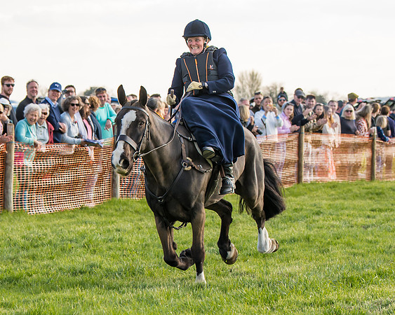 Side Saddle dash  (69 of 170)