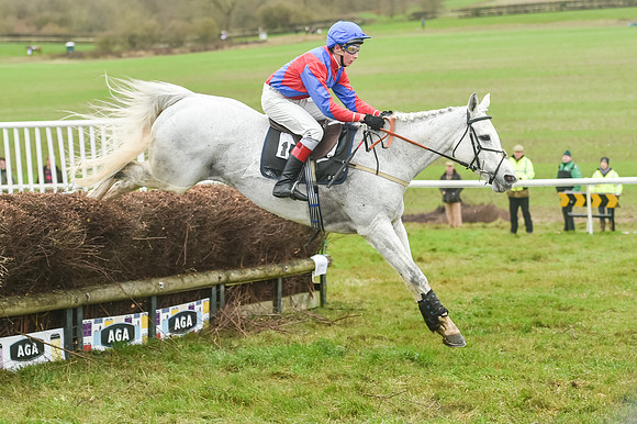 Race 1 - Novice Riders (80 of 86).jpg