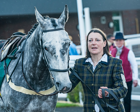 Race 5 - Mares Open  (27 of 329)