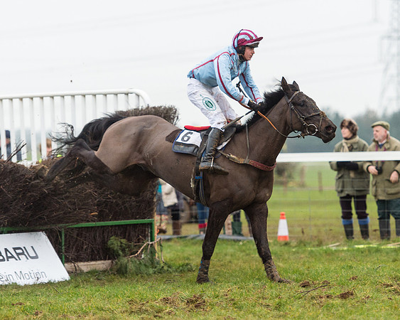 Race 6 - Open Maiden Race Div 1  (68 of 90).jpg