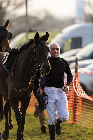 Race 4 - Novice and Veteran Riders (17 of 115).jpg