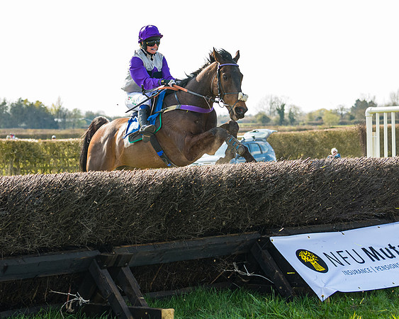 Race 4 - The Warehouse Reit Mixed Open Race  (70 of 124)