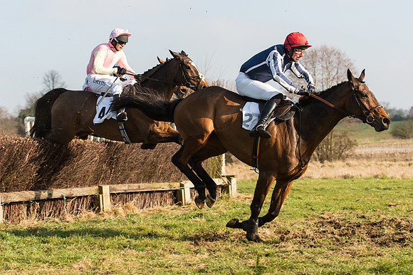 Race 4- The Mens Open Race (42 of 59).jpg