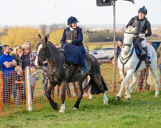 Side Saddle dash  (19 of 170)