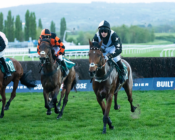 Race 7 - Gloucester Hussars Open  (23 of 154)