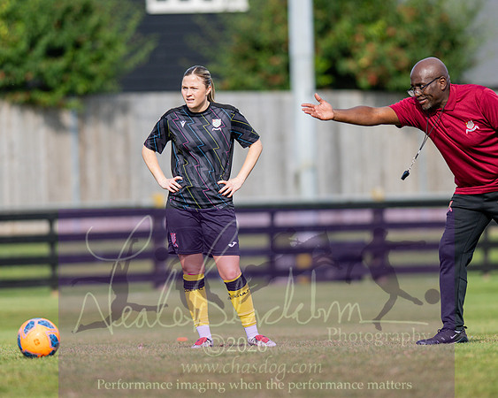 Royston Town 3 v 2 Chesham United (4 of 496)