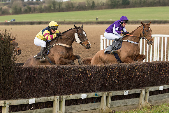 Race 3 - Kent Grand National (57 of 76).jpg