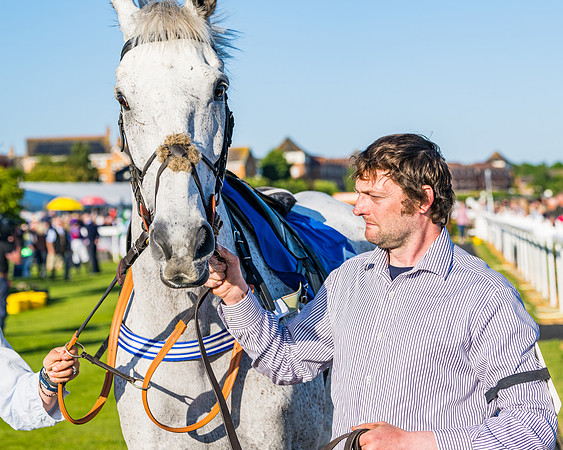 Race 4 - Foxhunters Championship (24 of 175)