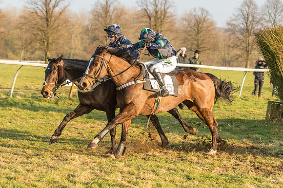 Race 6 - Open Maiden Div 1 (60 of 83).jpg