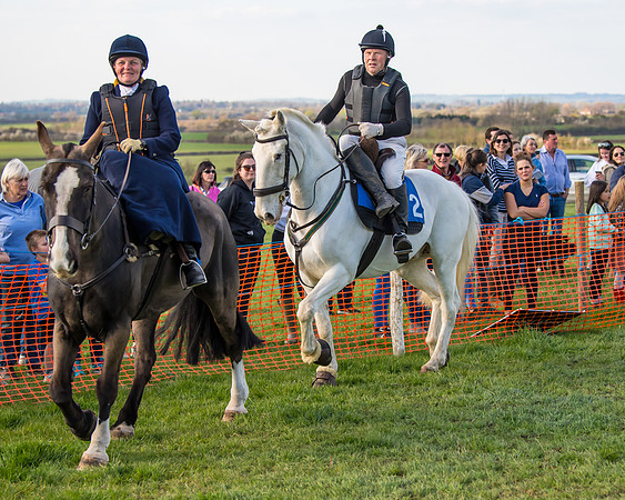 Side Saddle dash  (27 of 170)