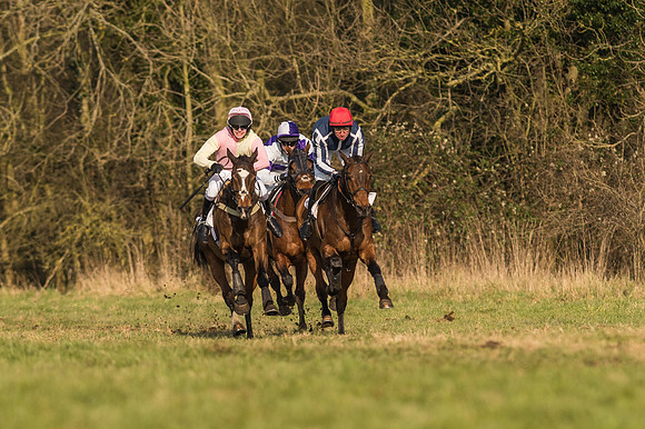 Race 4- The Mens Open Race (32 of 59).jpg