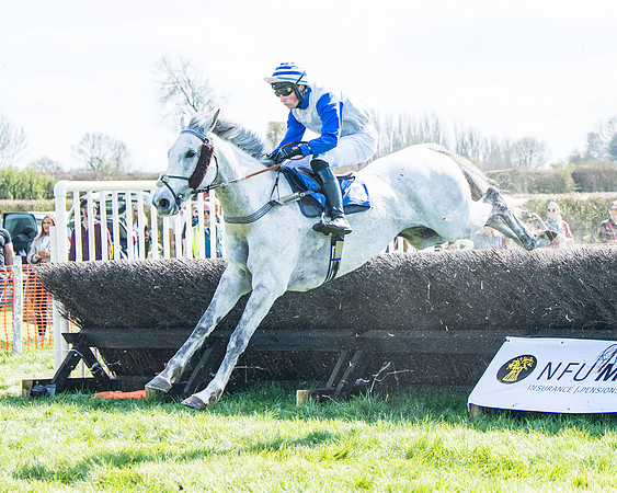 Race 3 -The Richardsons Accountants Conditions Race for Novice Riders  (95 of 154)