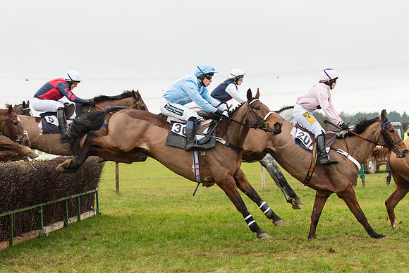 Race 3 - Novice Riders Race (73 of 150).jpg