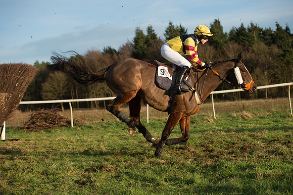 Race 6 - Novice Riders (54 of 103).jpg