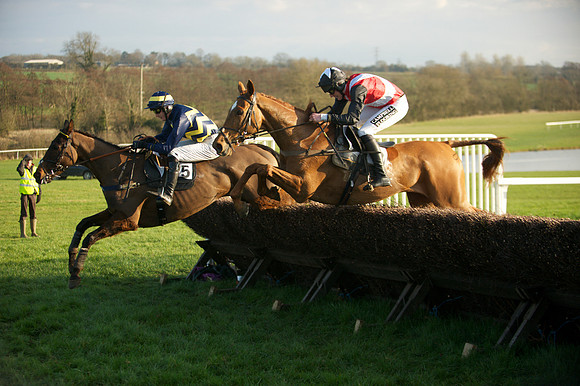 Race 7 - 42