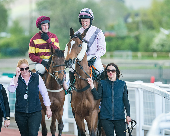Race 5 - Mares Open  (45 of 329)