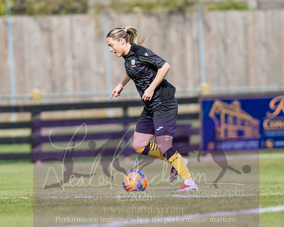 Royston Town 3 v 2 Chesham United (7 of 496)