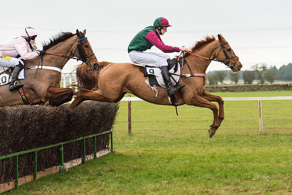 Race 3 - Novice Riders Race (70 of 150).jpg