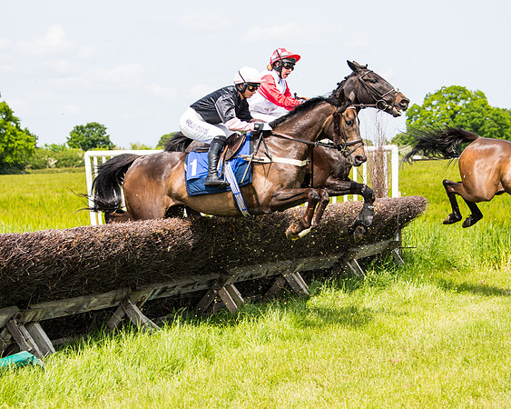 Race 1 - The Little Red owner Trainer conditions (163 of 345)