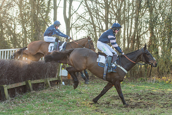 Race 6 - Open Maiden Div 1 (37 of 83).jpg