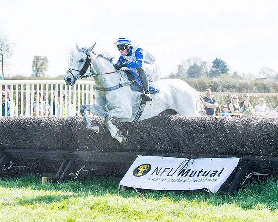 Race 3 -The Richardsons Accountants Conditions Race for Novice Riders  (93 of 154)