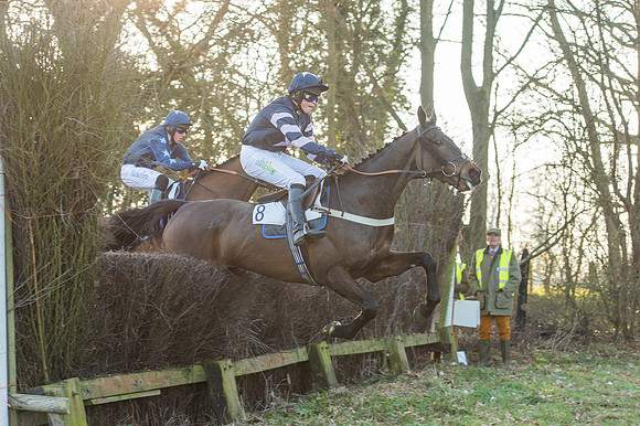 Race 6 - Open Maiden Div 1 (34 of 83).jpg