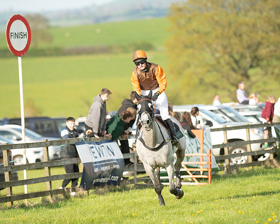 Race 7 - Maiden  (88 of 113)
