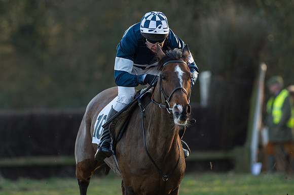 Race 6 - Open Maiden Div 1 (30 of 83).jpg