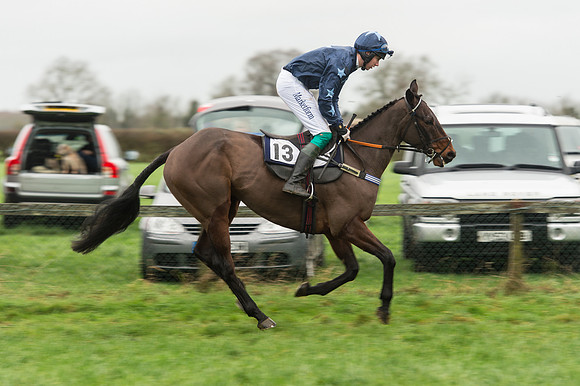 Race 4 - Novice Riders Race (11 of 144).jpg