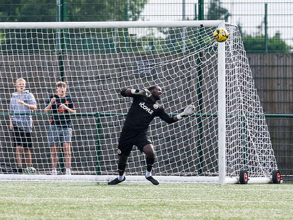 Walton and Hersham 2 Rams 2 (95 of 250)