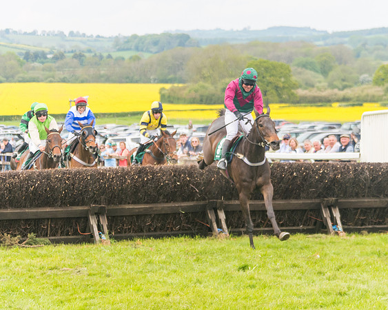 Race 6 = Maiden (129 of 187)