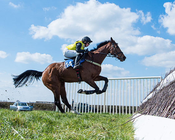 Race 3 -The Richardsons Accountants Conditions Race for Novice Riders  (102 of 154)